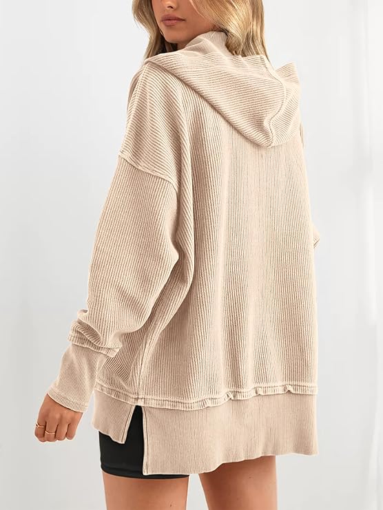 Soticma™ V Yaka Düğmeli Kapüşonlu Üst